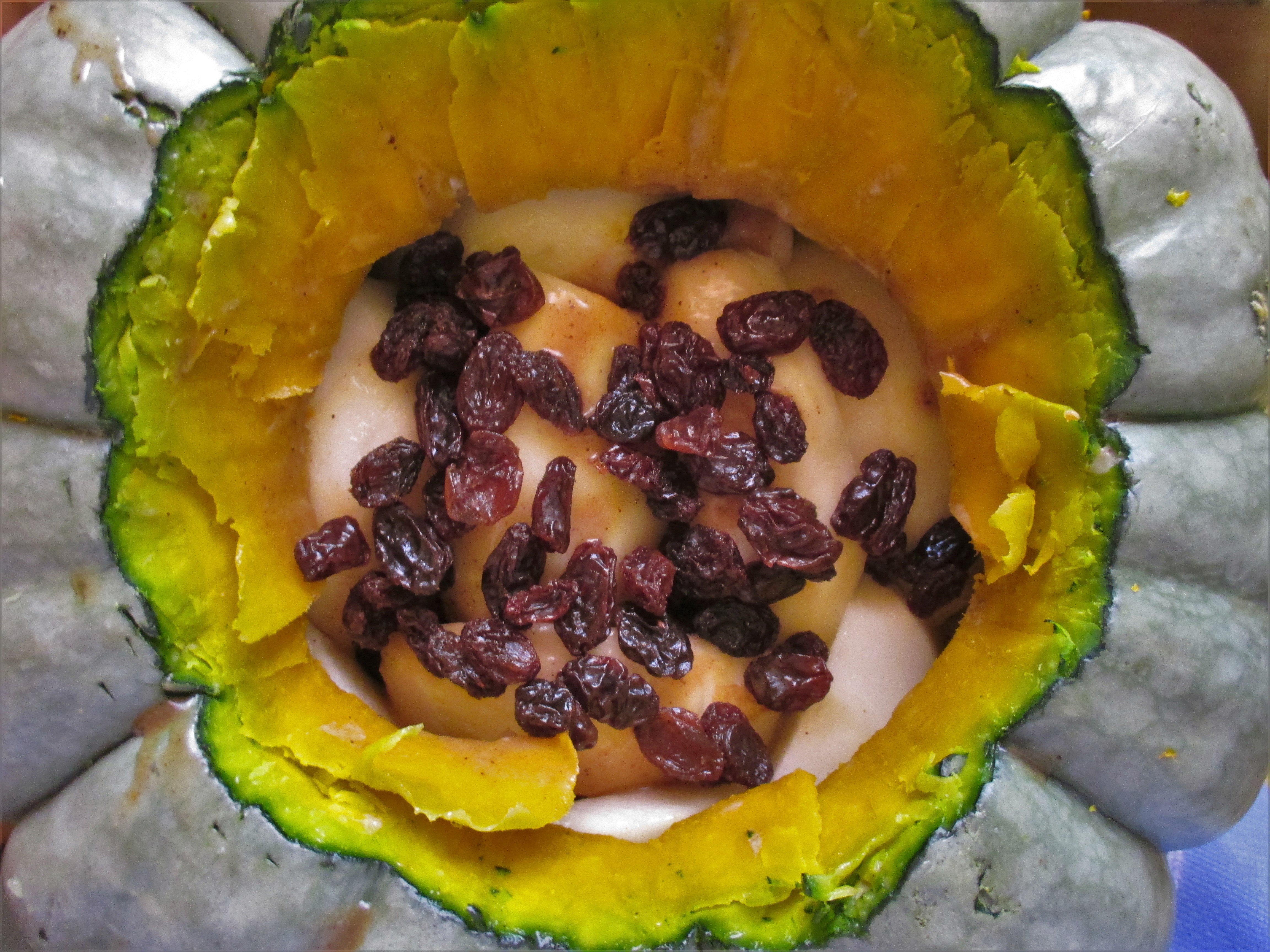 inside-of-pumpkin-woot-woot-pumpkin-like-7-yo-like-seven-pumpkins-100-pumpkins